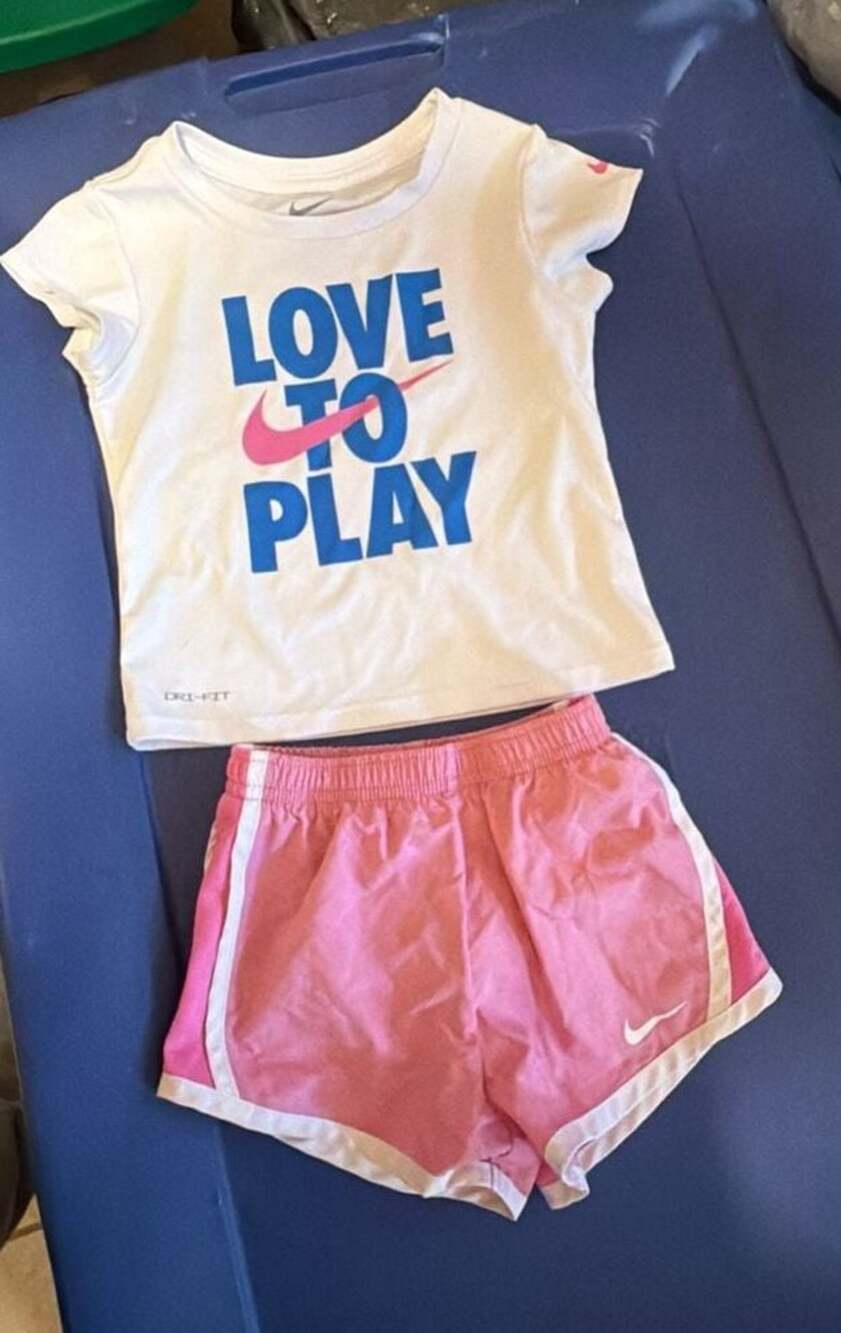 Nike Toddler Girls 'Love To Play' Dri-FIT T-Shirt and Athletic Shorts Set HOM129